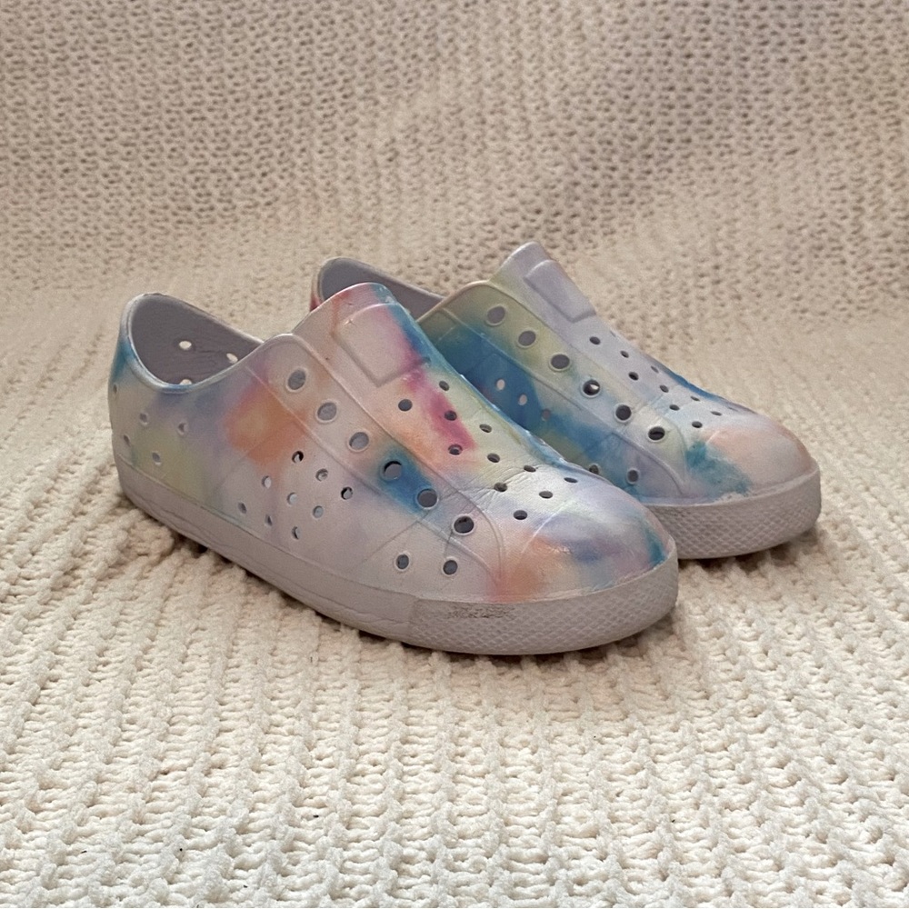 Tie diy water shoes